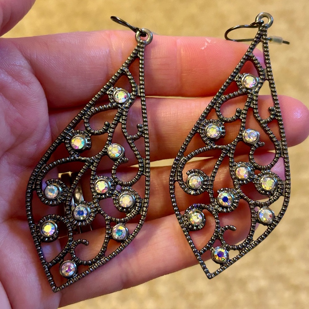 Elegant Filigree Earrings